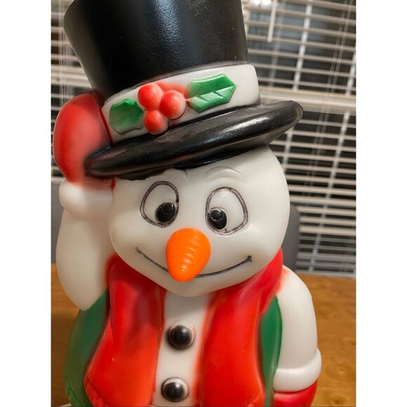 Vintage Frosty The Snowman Blow Mold Lighted 18" Made in USA Table Top - Picture 2 of 7
